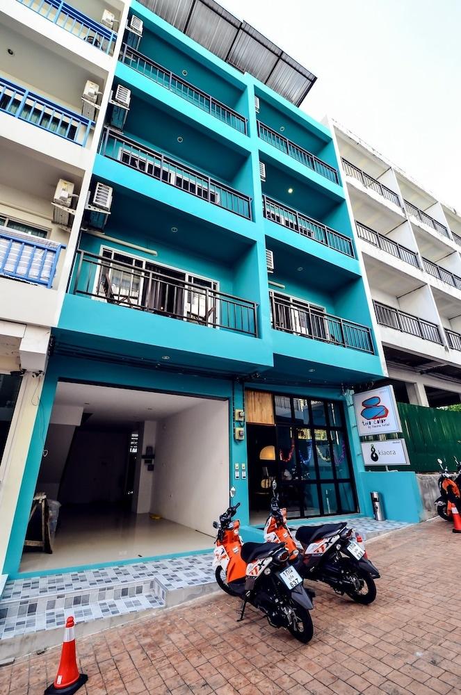 Two Color Patong Hotel Exterior photo